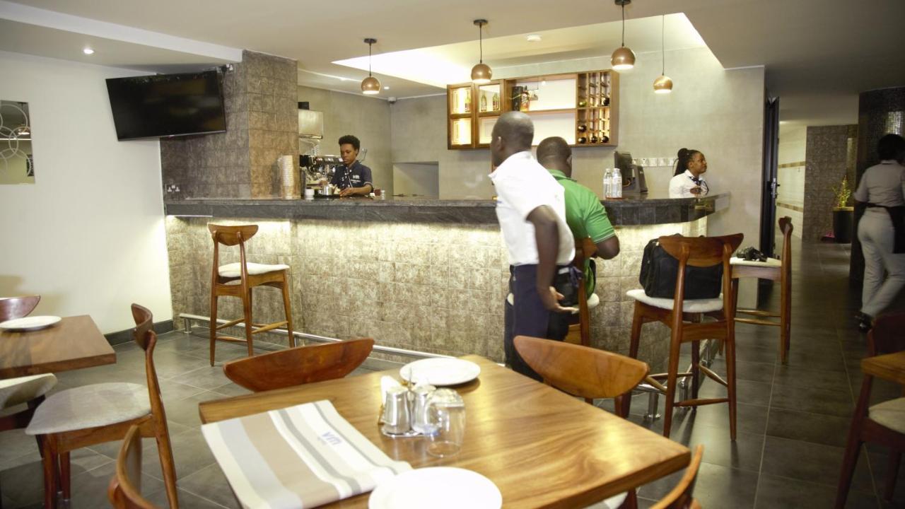 Victoria Mews Hotel Kampala Exteriér fotografie