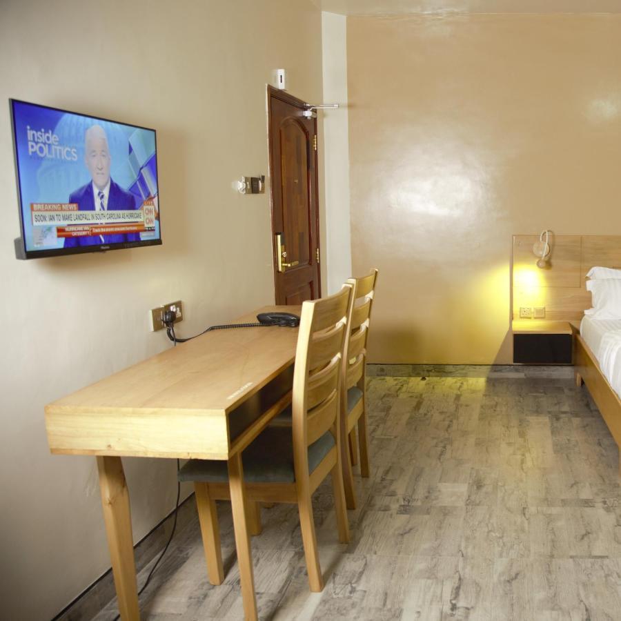 Victoria Mews Hotel Kampala Exteriér fotografie