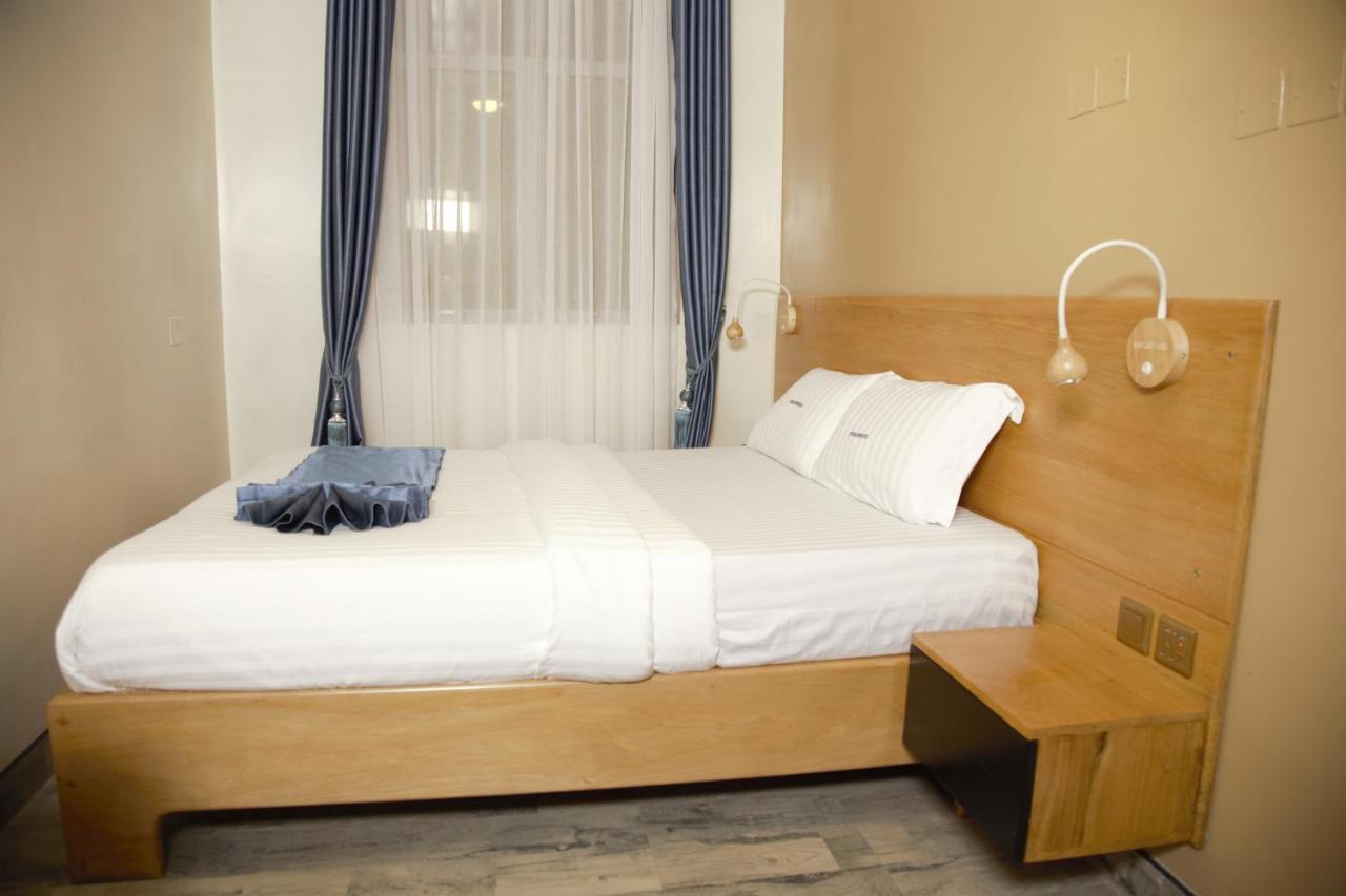 Victoria Mews Hotel Kampala Exteriér fotografie